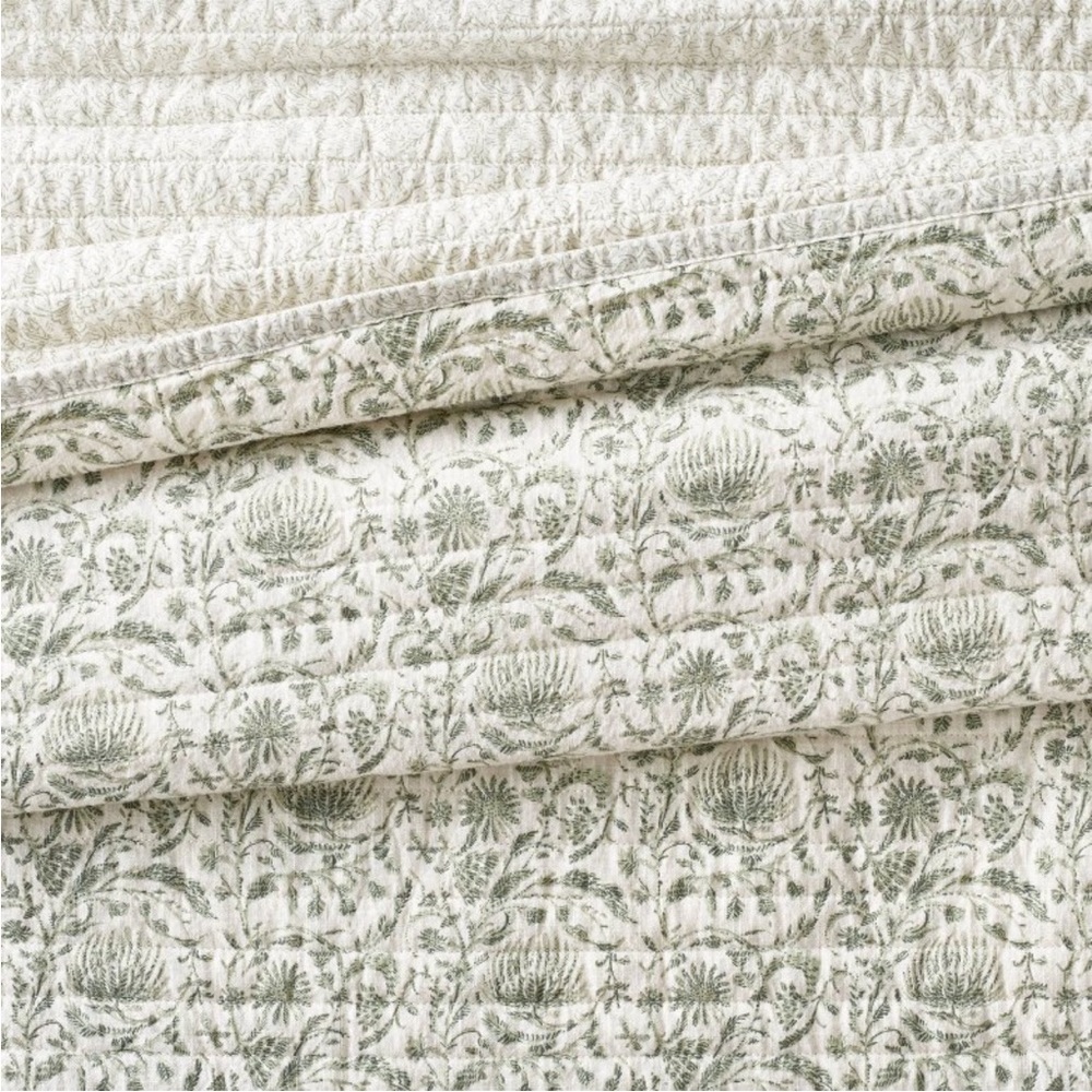 Studio Mcgee New Never Used Quilt Green